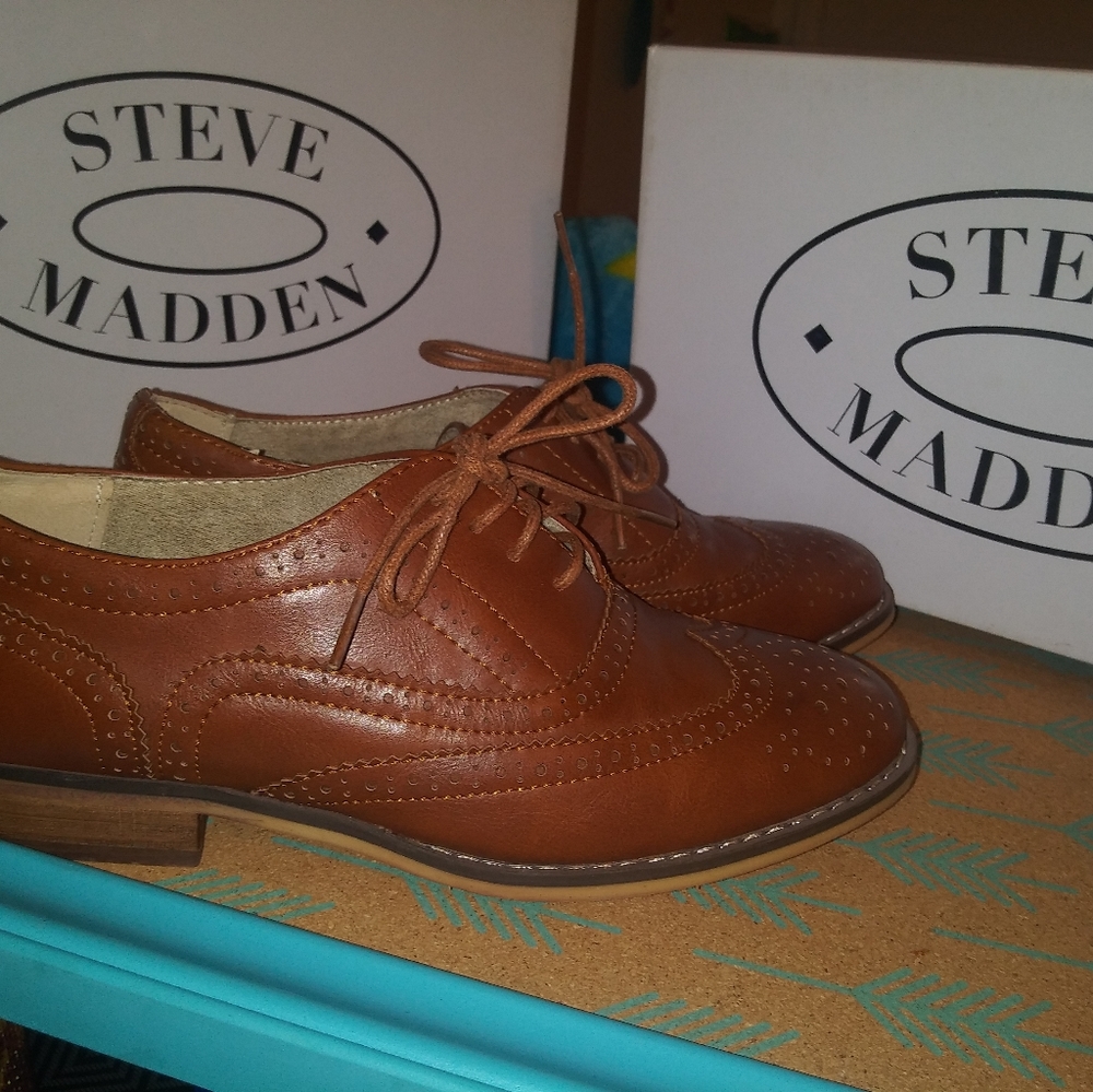 Steve Madden Benjamins  size 7